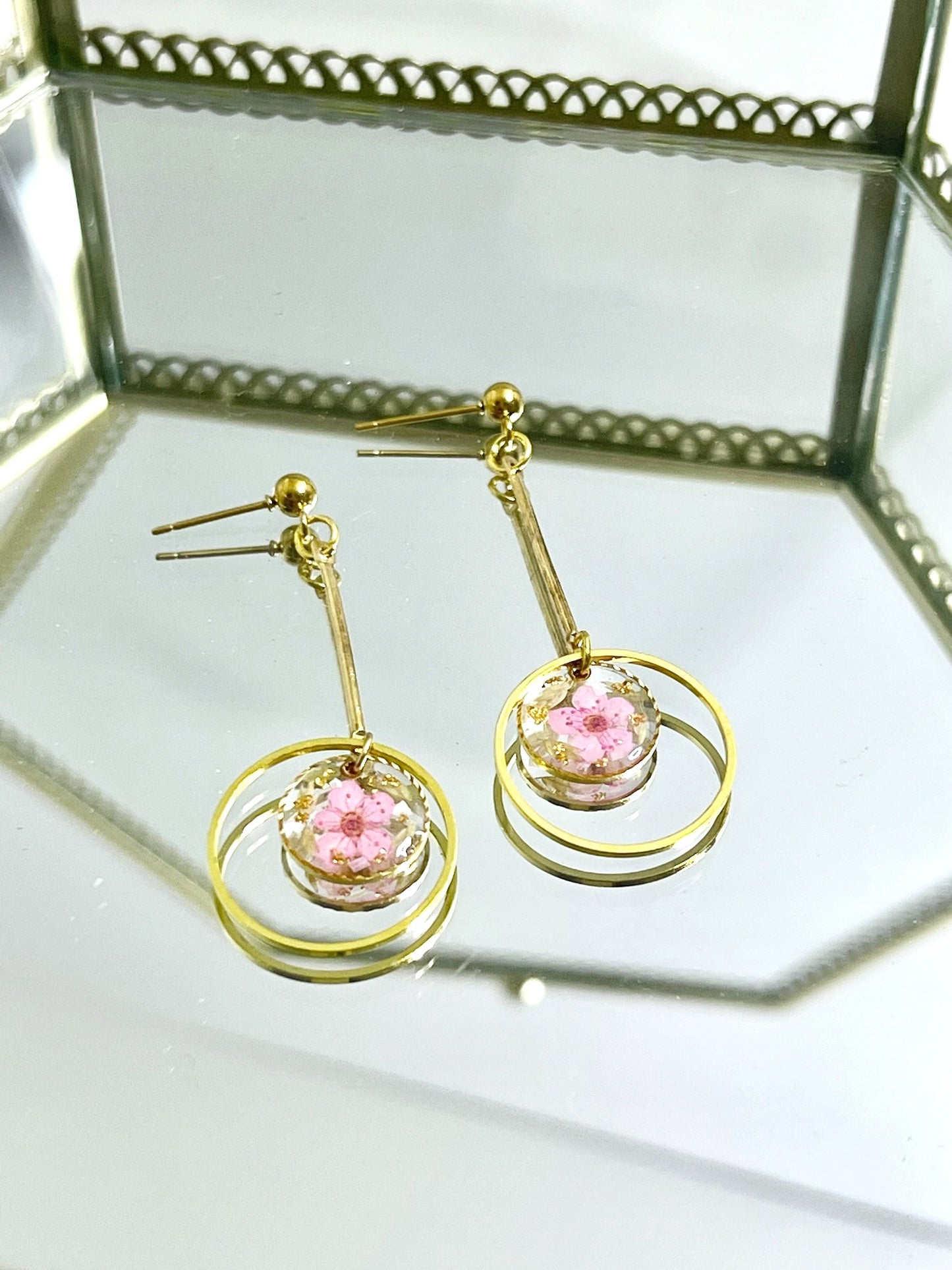 Alchemist Earrings Pink Box.