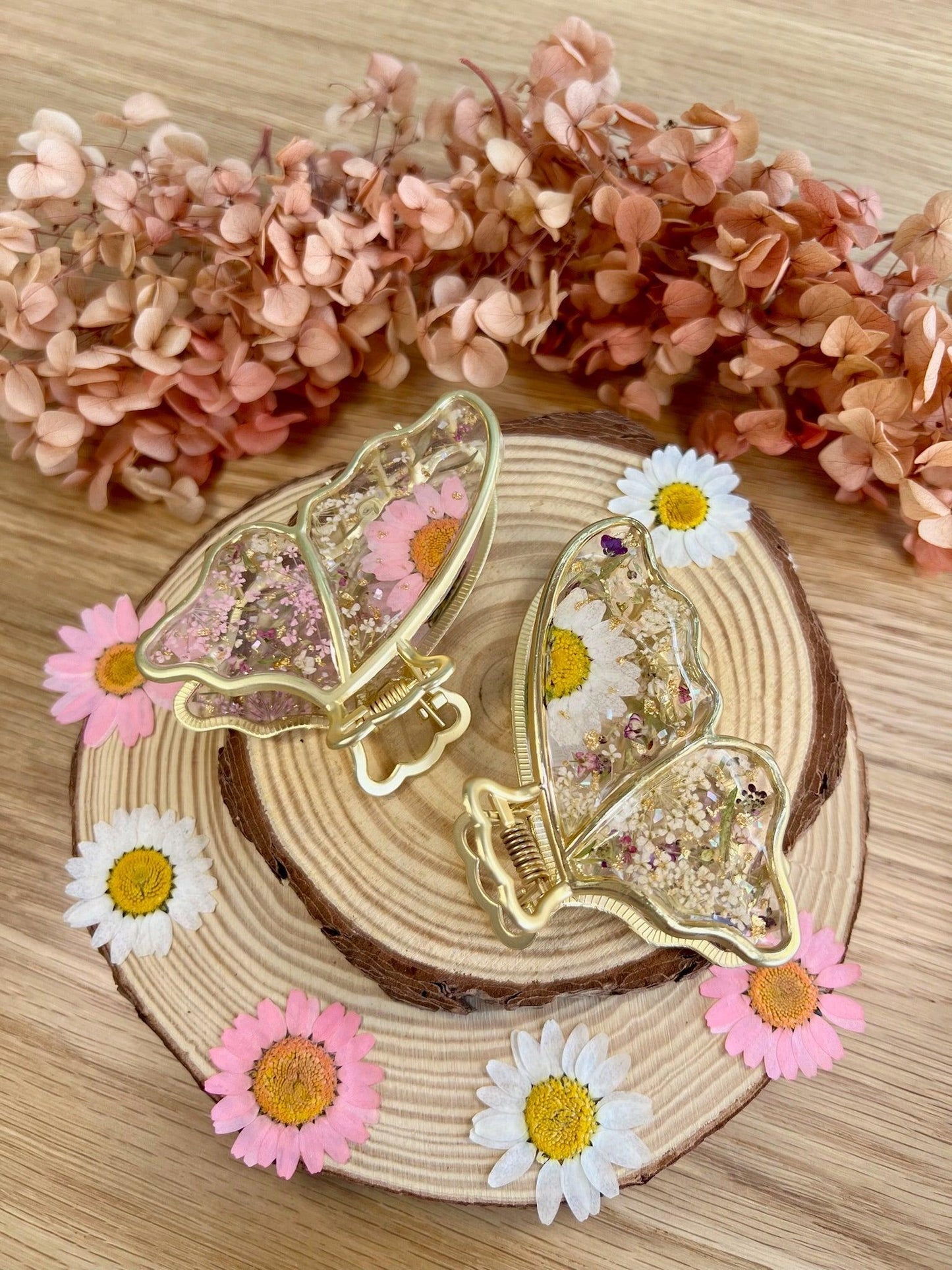 Butterfly Dance Hair Clip.