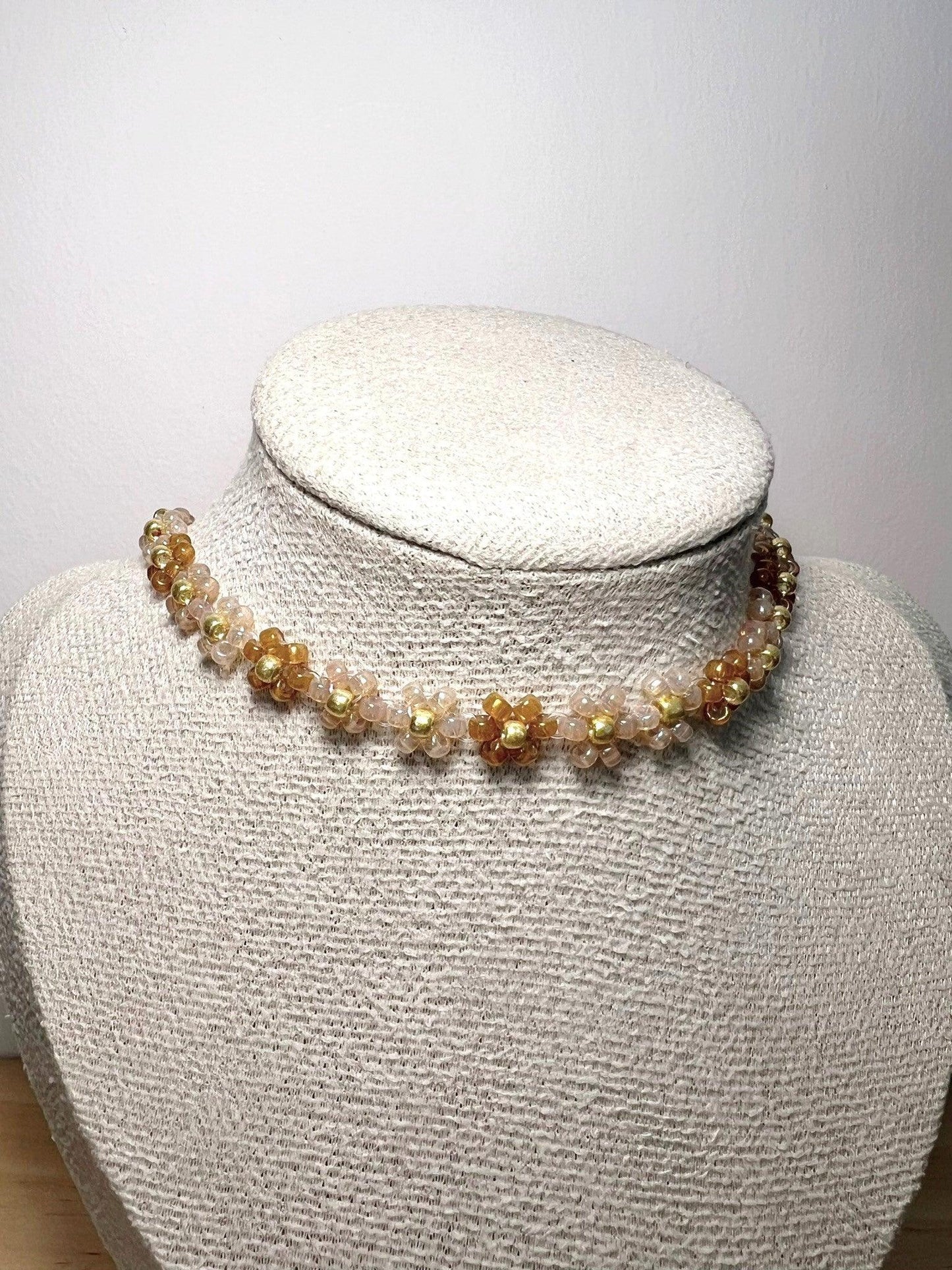 Caramel Toffee Necklace Demo.