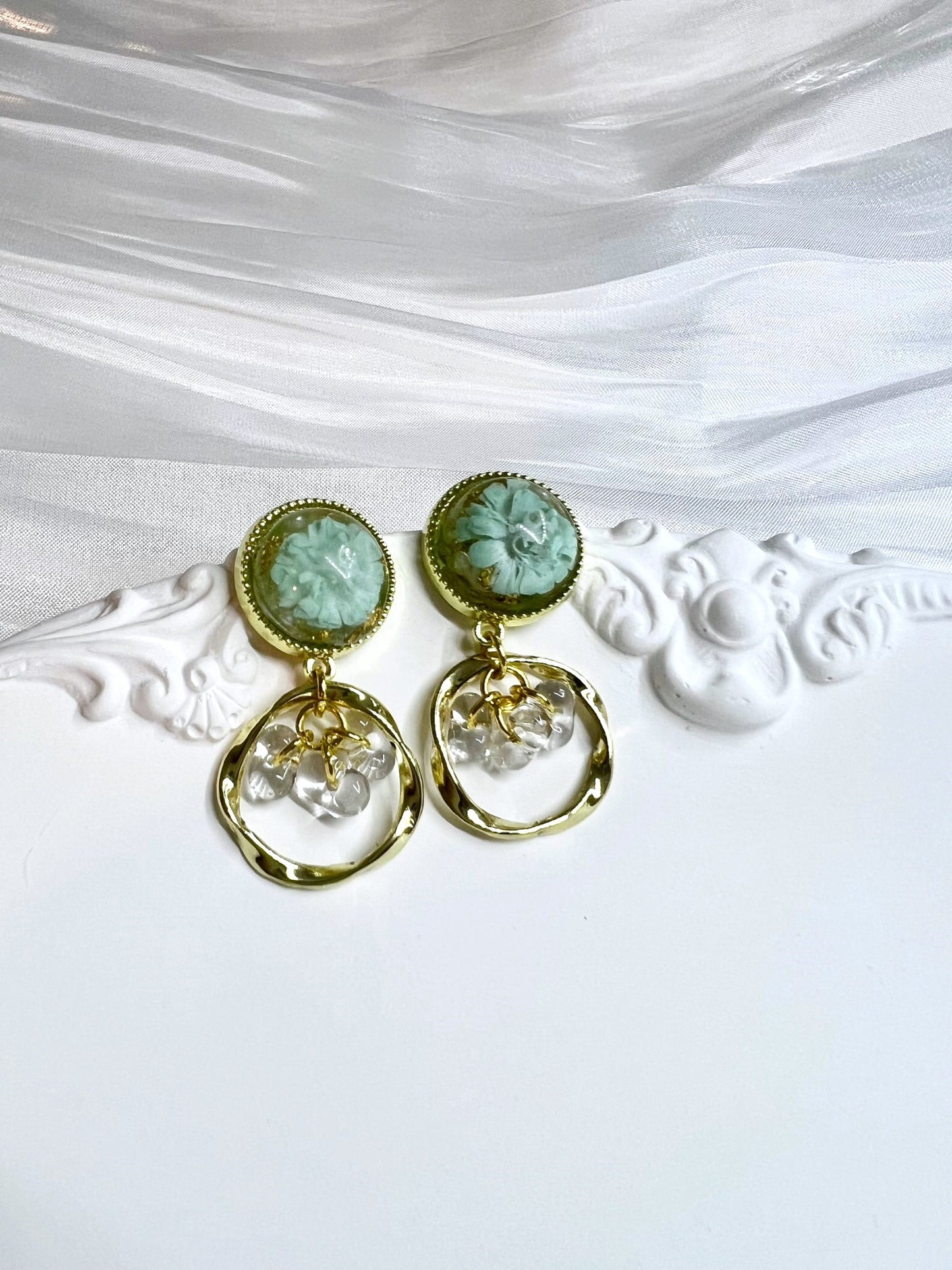 Cho's Bright Earrings Mint.
