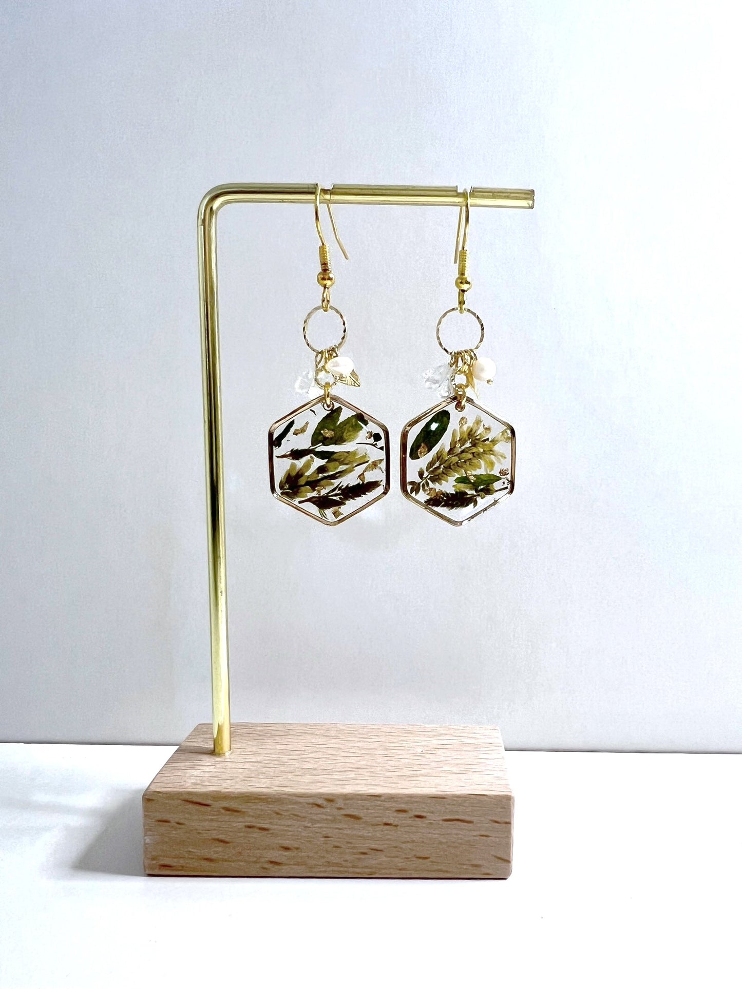 Cho's Park Earrings Demo.