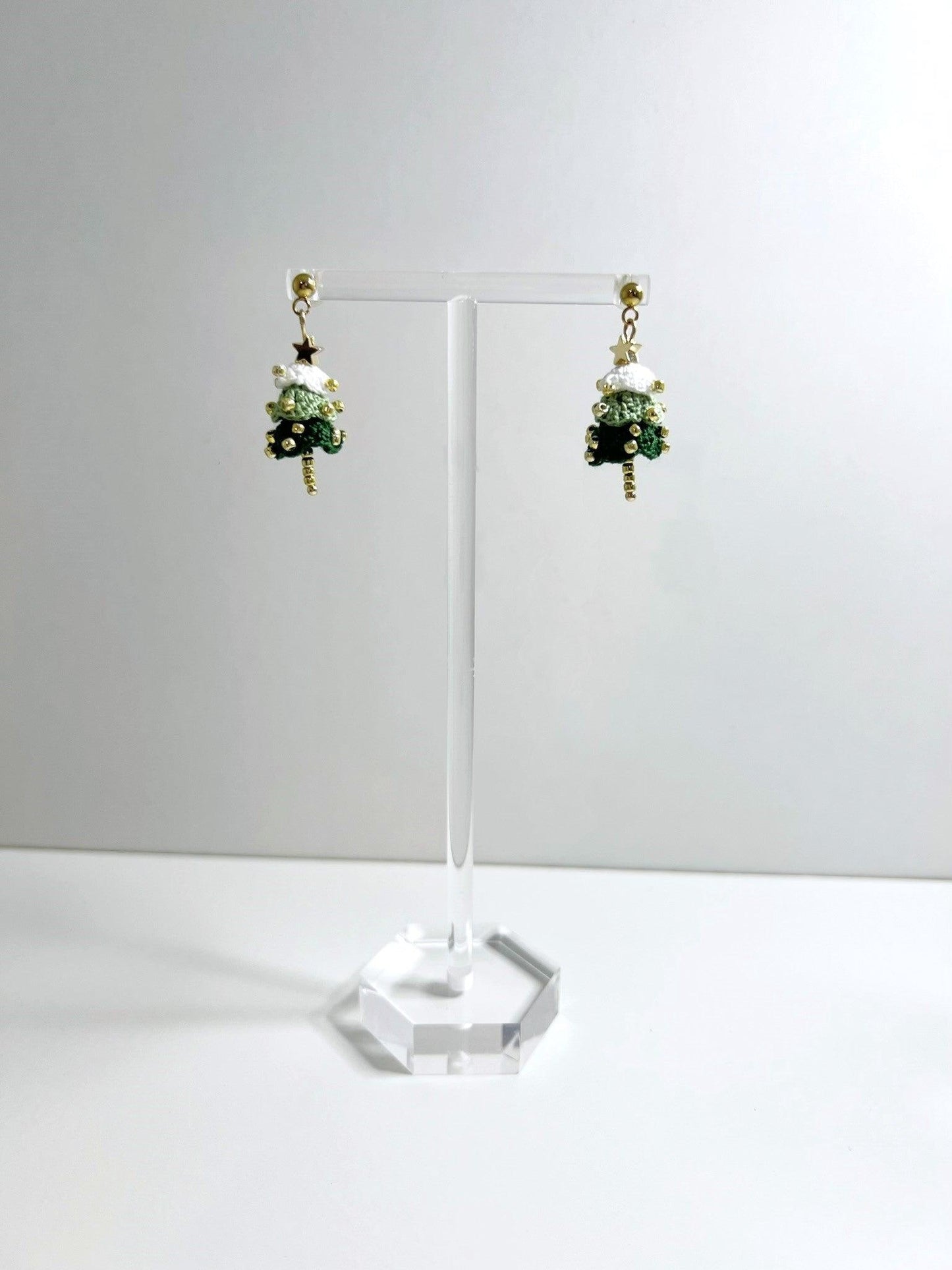 Christmas Tree Earrings Green Single.