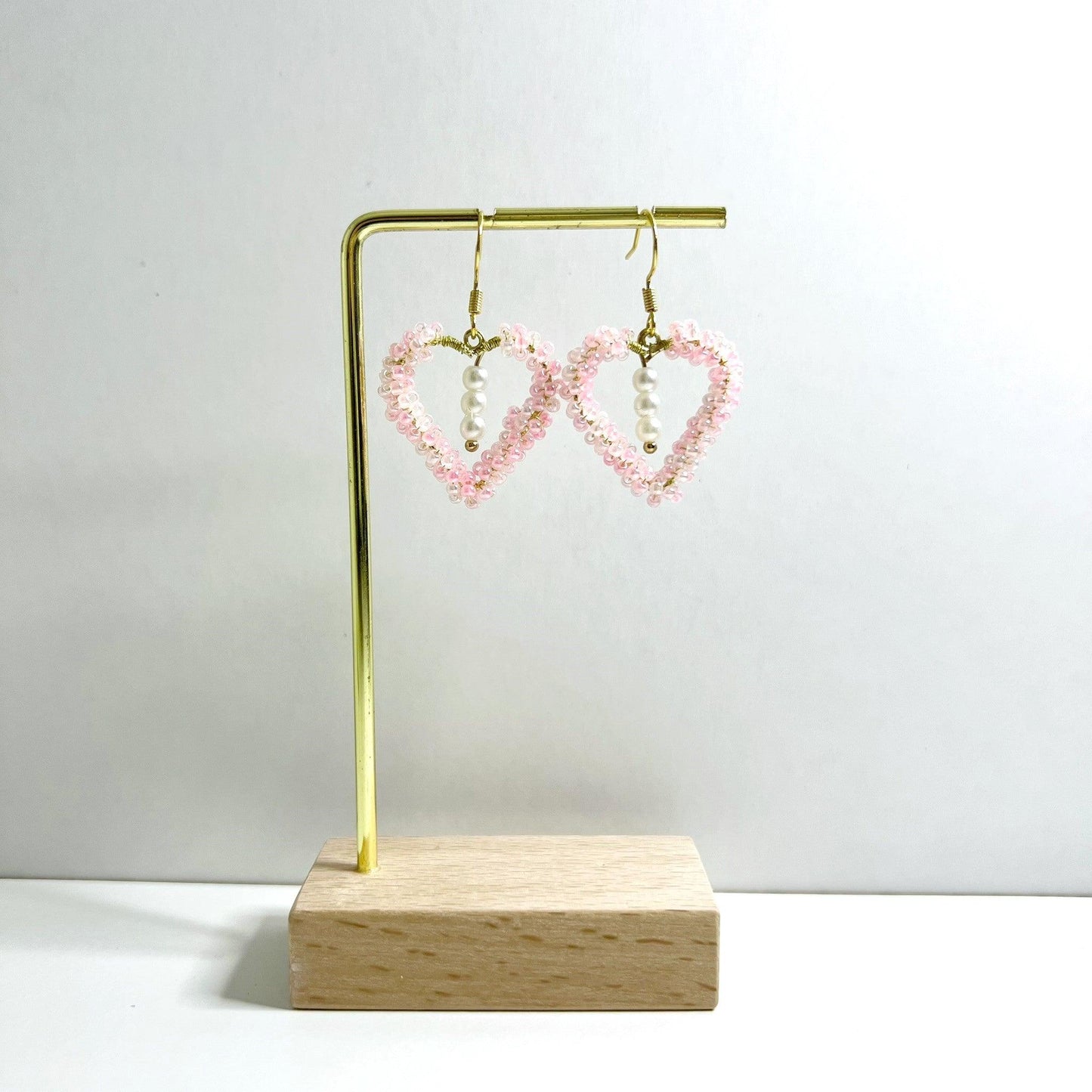 Cupid Love Earrings Pink Demo.