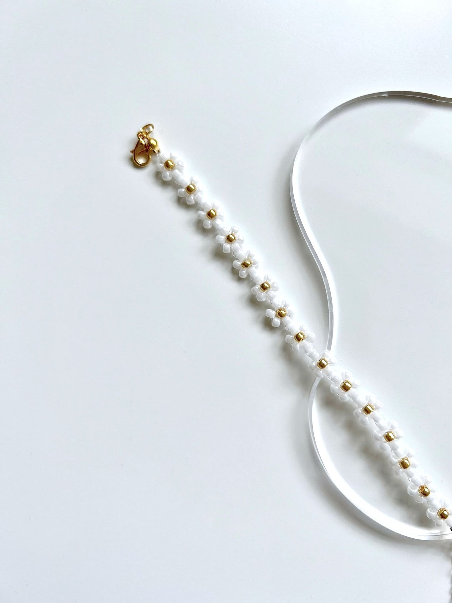Daisy Shine Bracelets.
