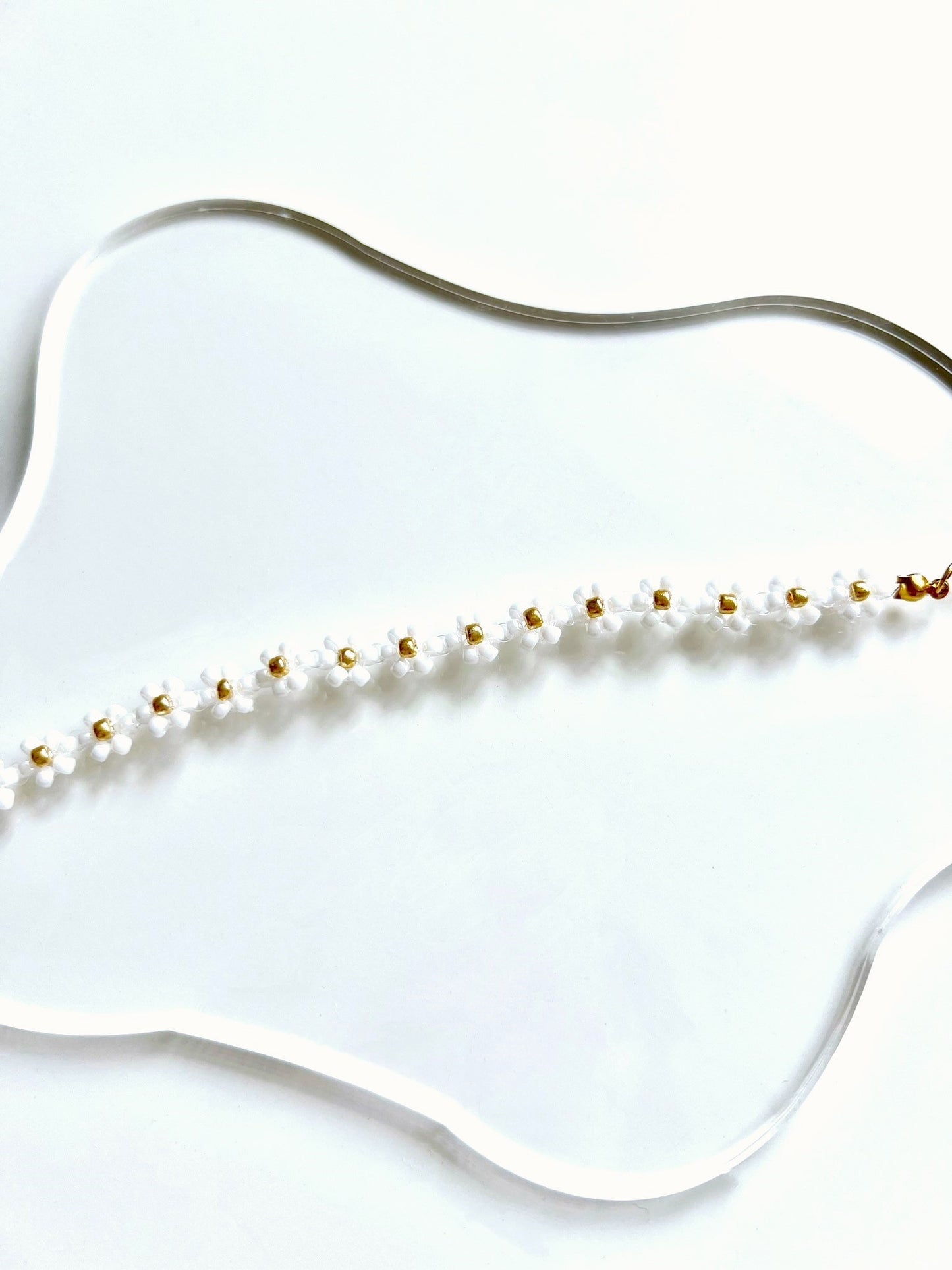 Daisy Shine Bracelets Horizontal.