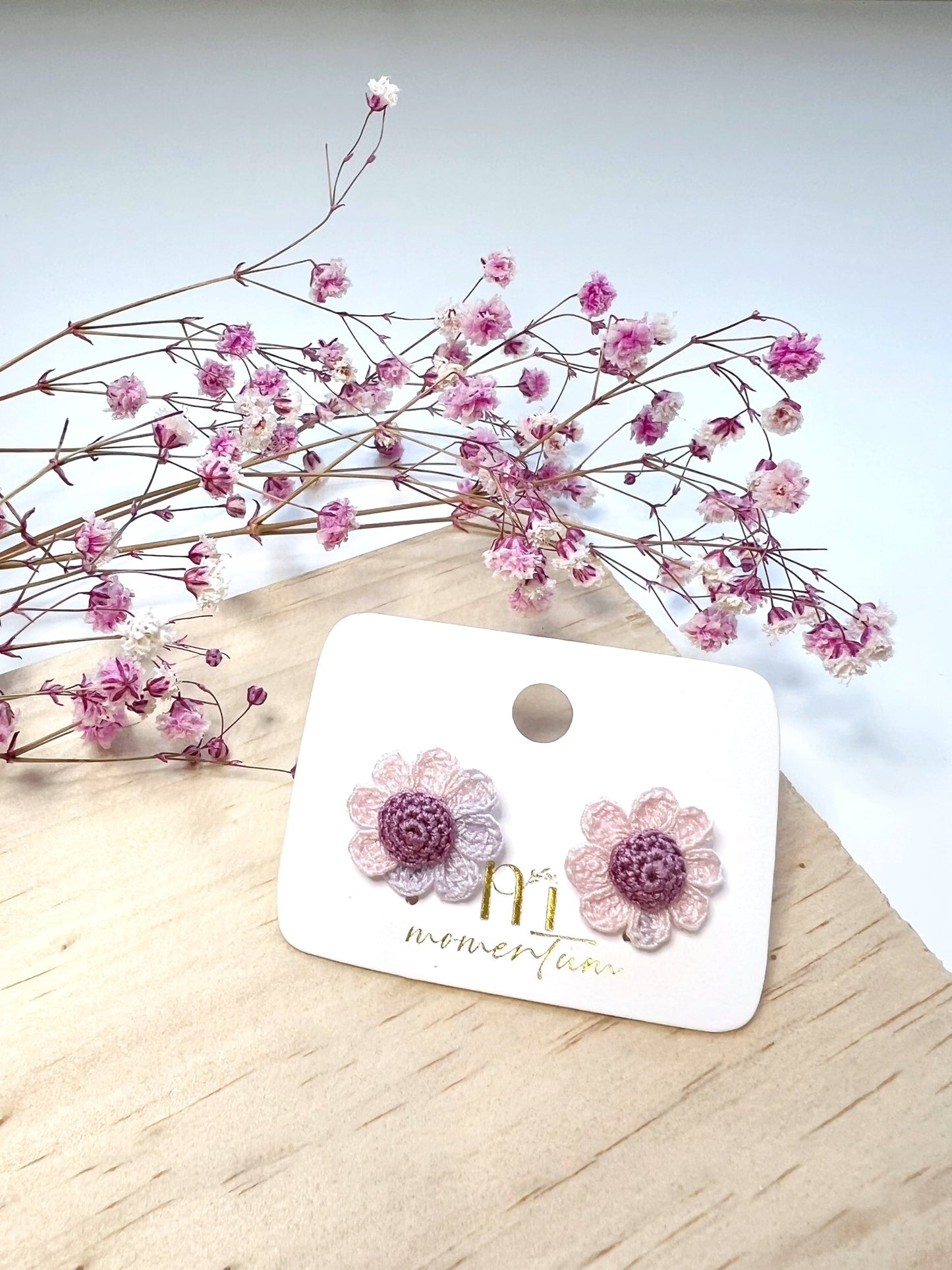 Dream Daisy Earrings Lilac.