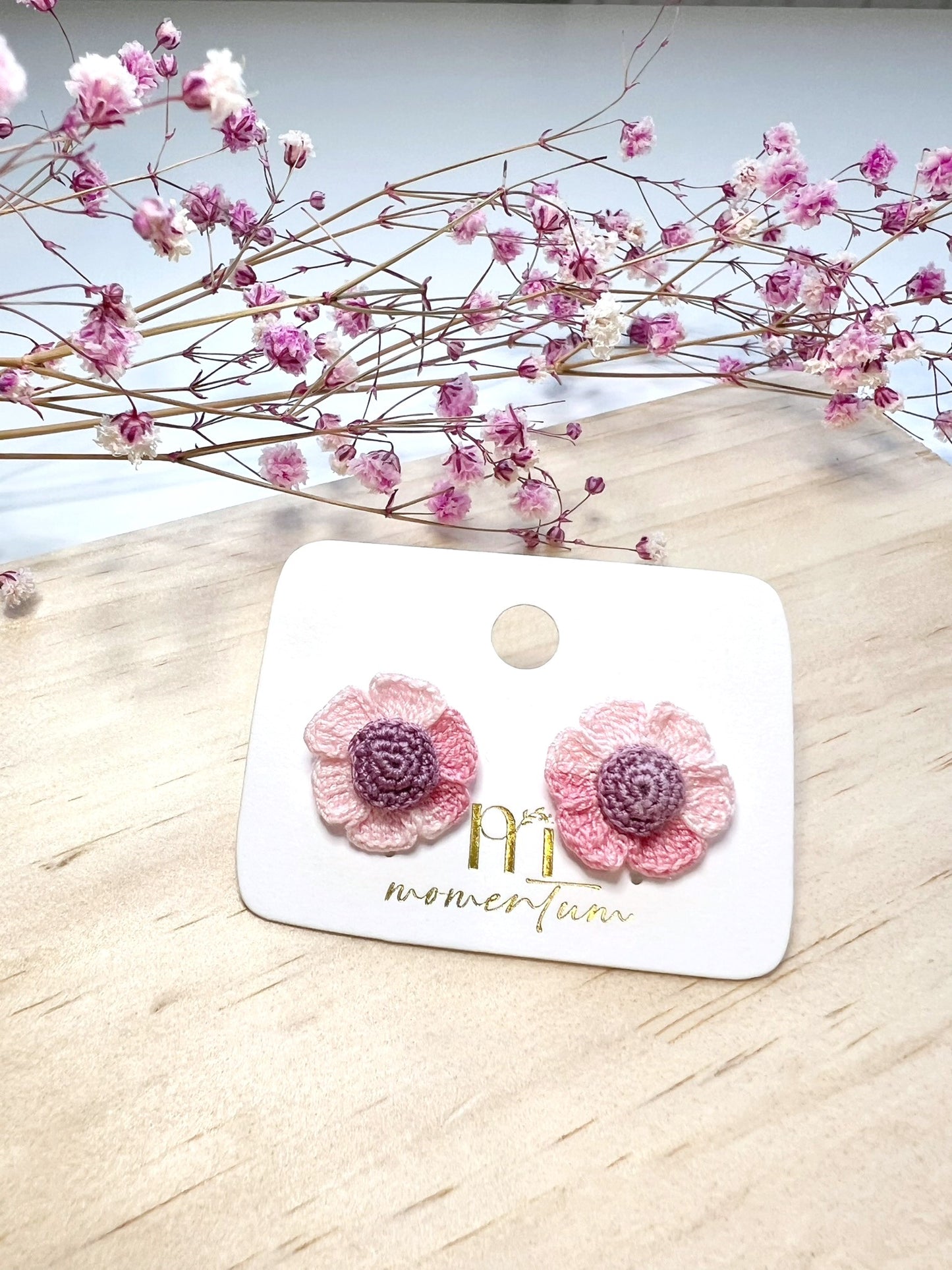 Dream Daisy Earrings Red.