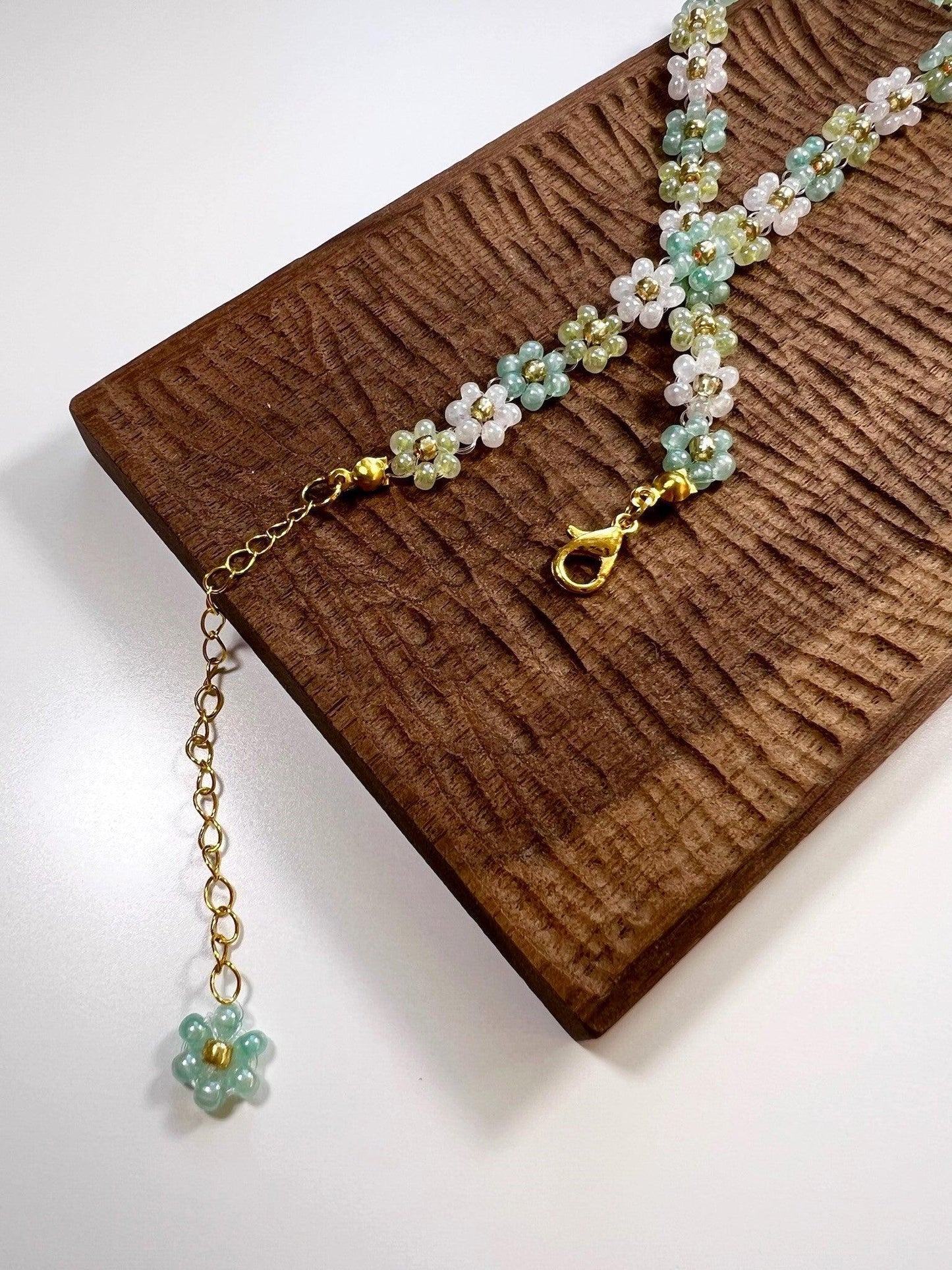 Emerald Elegance Necklace End.