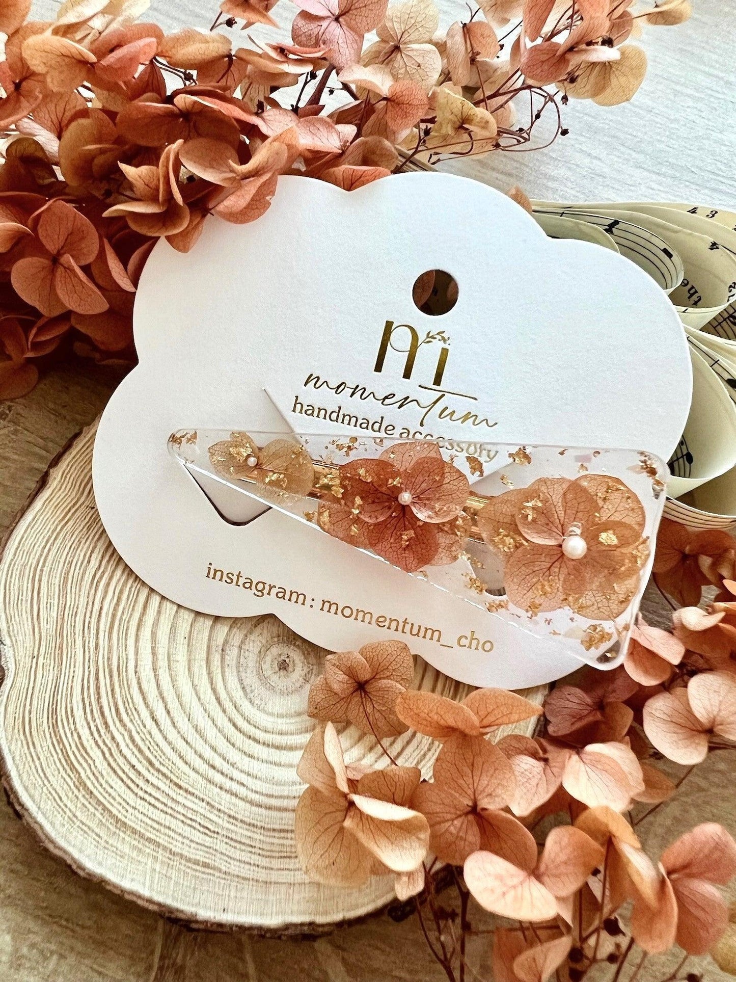 Fall in Love with Hydrangea Hair Clip Brown.