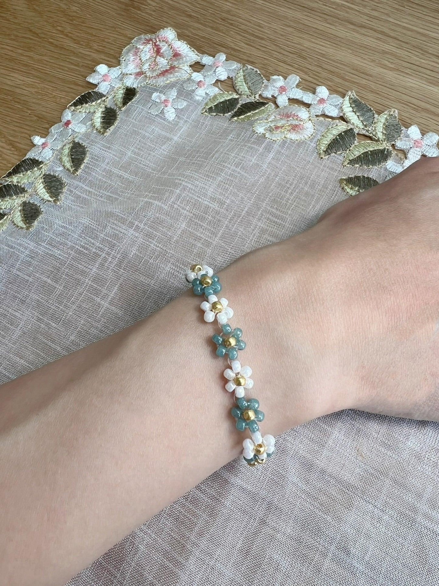 Icy Breeze Bracelet Demo.