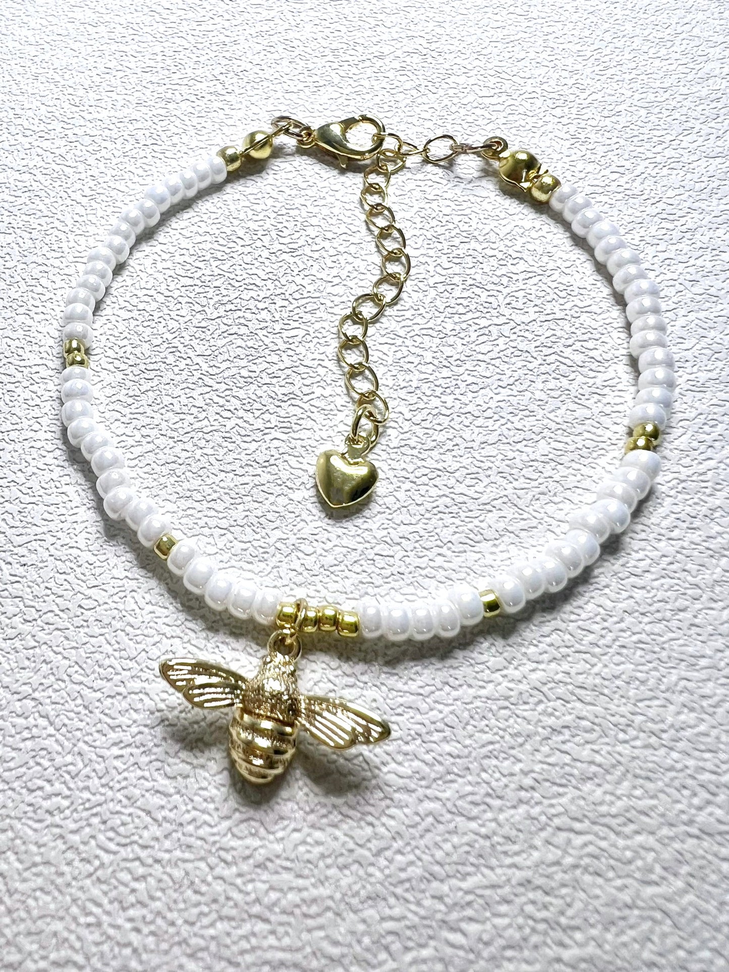 Manchester Bee Bracelets Gold.