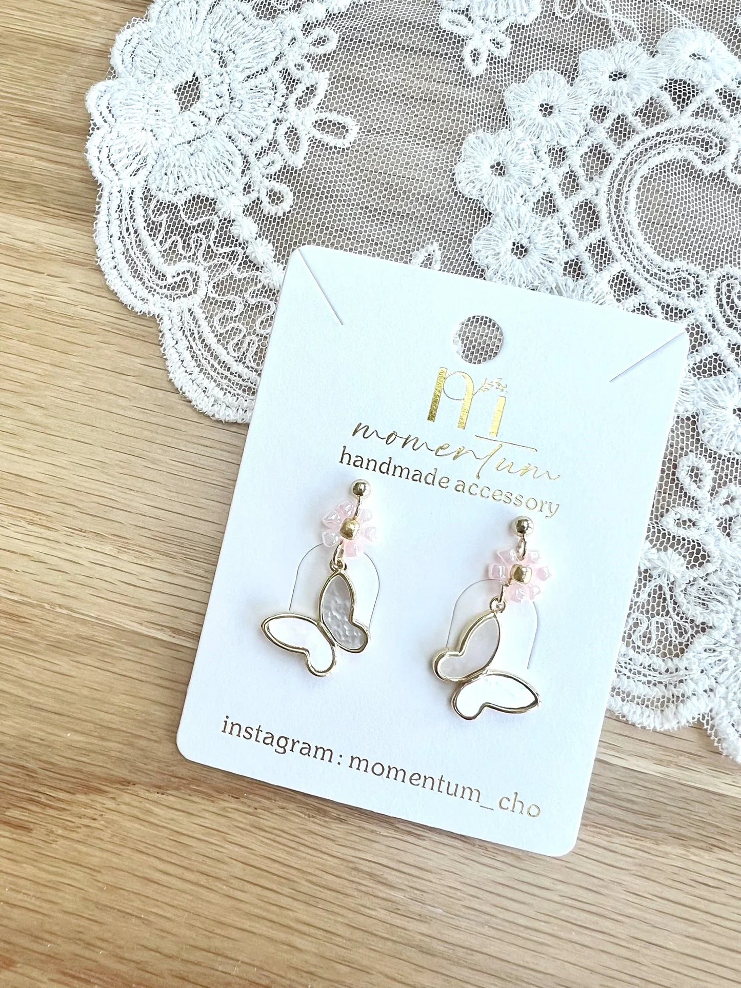 Moonlit Meadow Earrings Pink.
