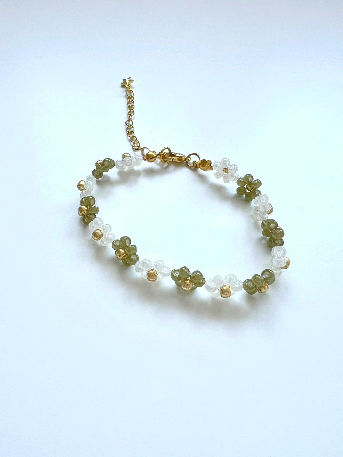Pistachio n' Cream Bracelet Whole.