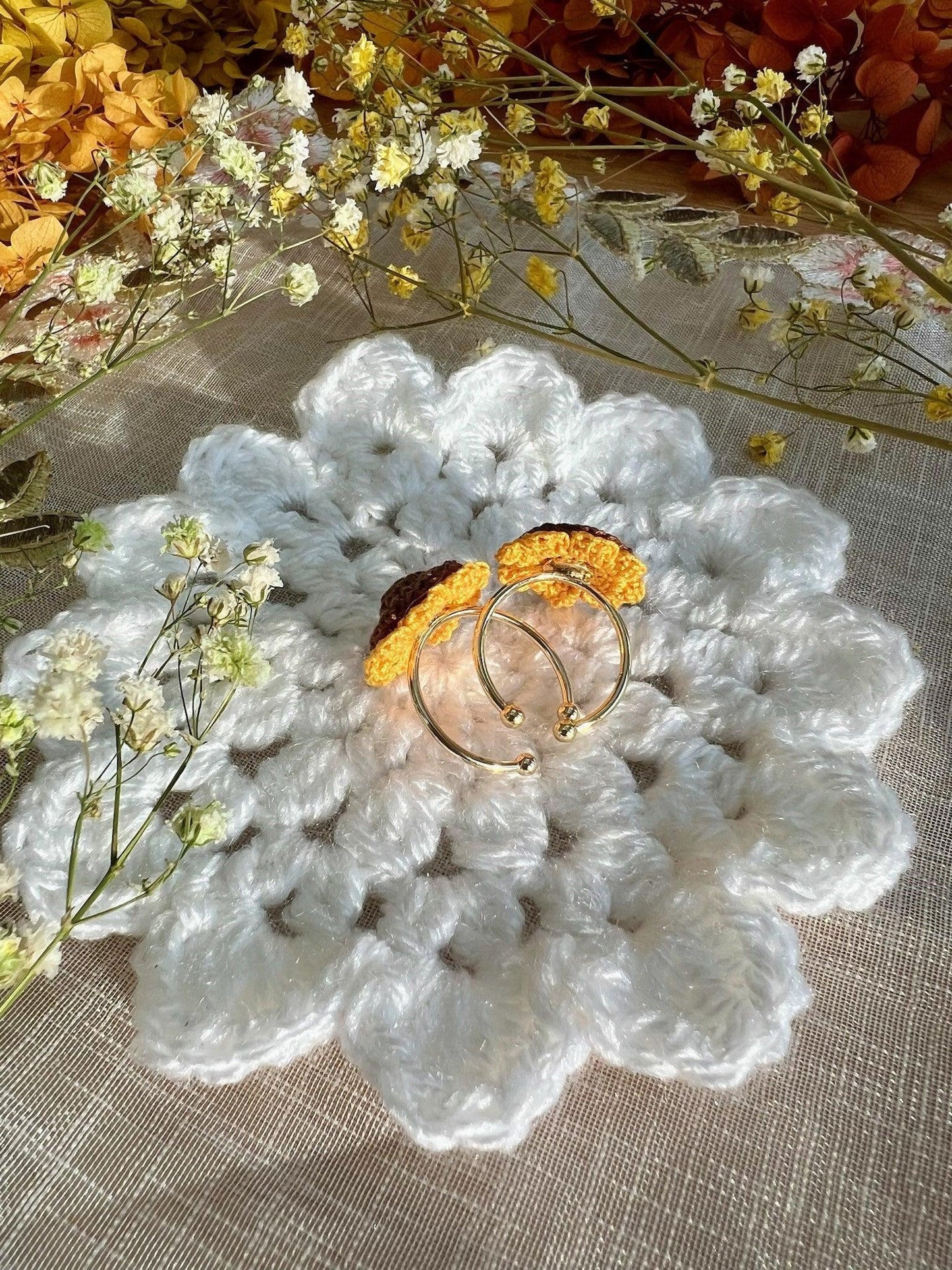 Pure Sunflower Ring Back.