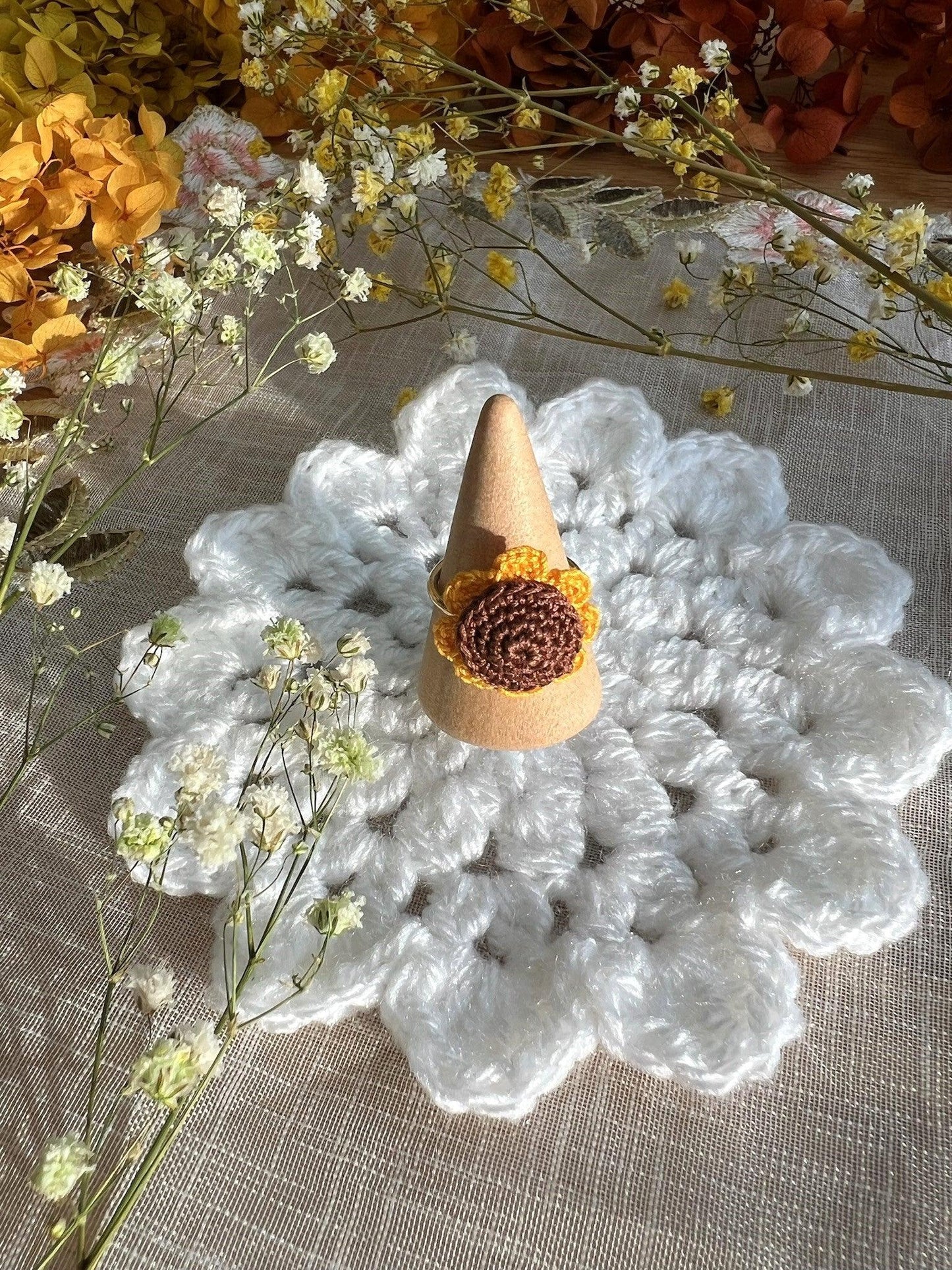 Pure Sunflower Ring Demo.