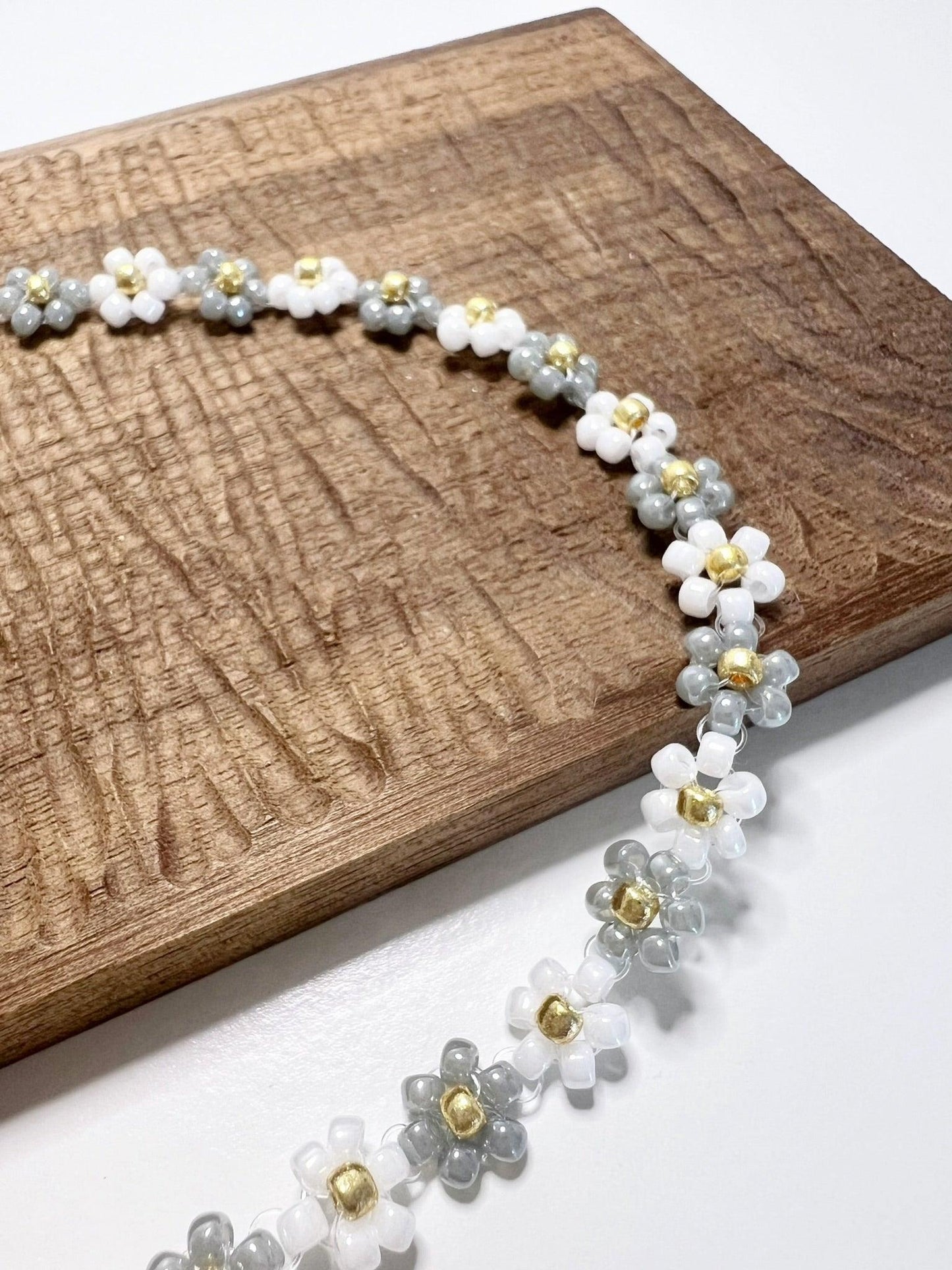 Silver Ash Necklaces Close.