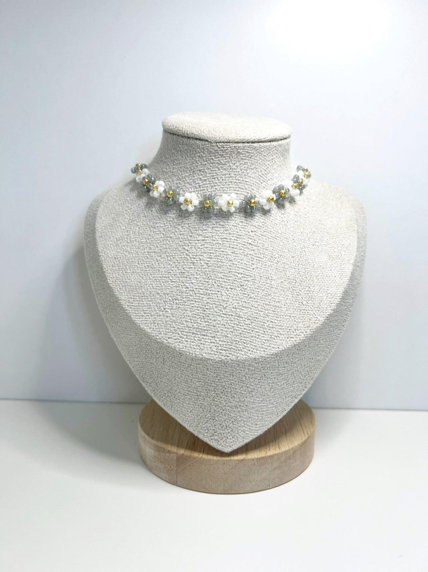 Silver Ash Necklaces Demo.