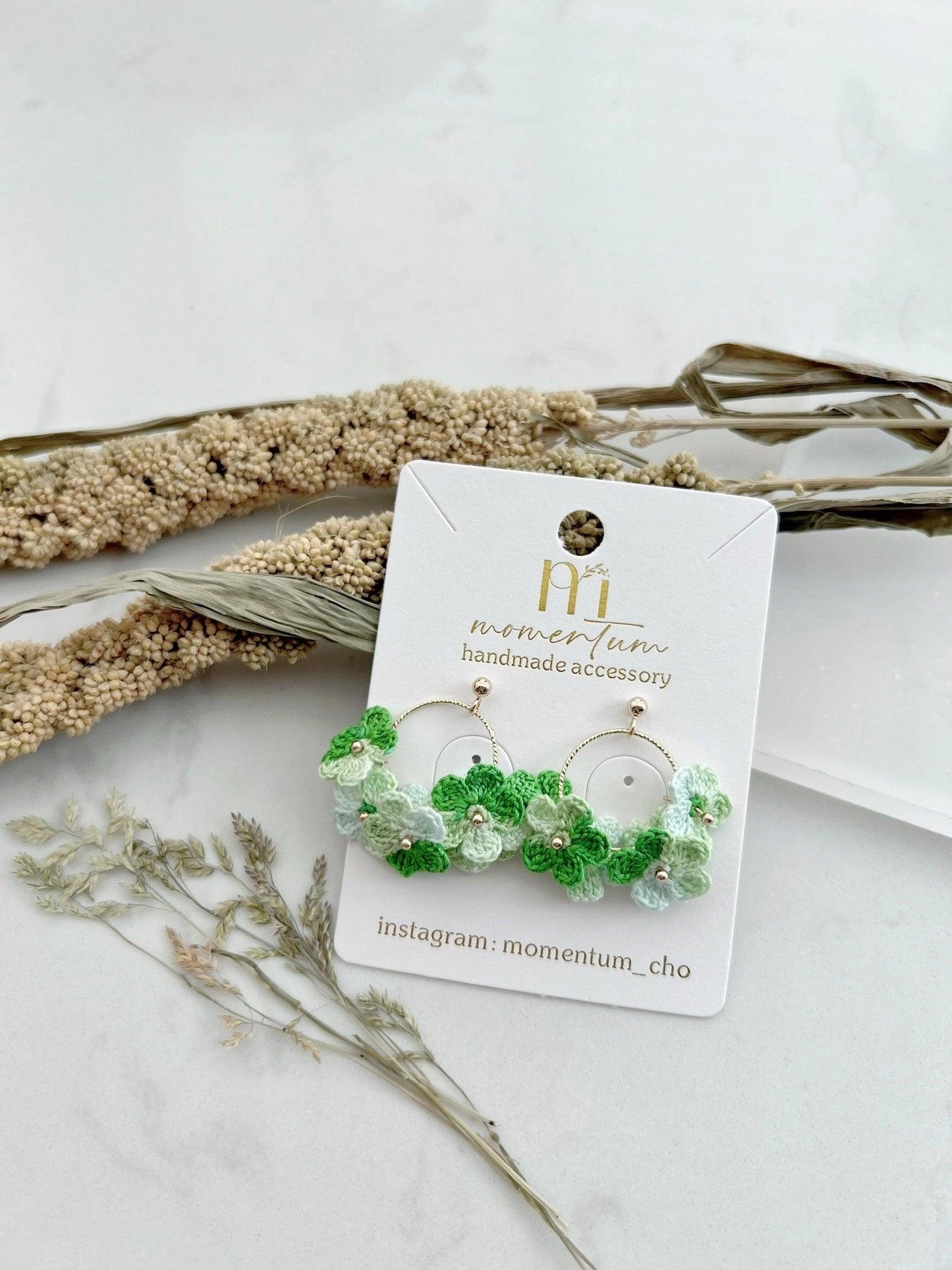 Spring Bloom Citrus Earring Green.