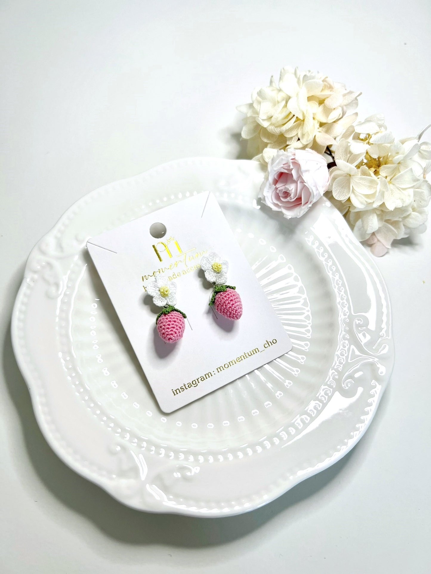 Strawberry Dream Earrings Plate Pink.