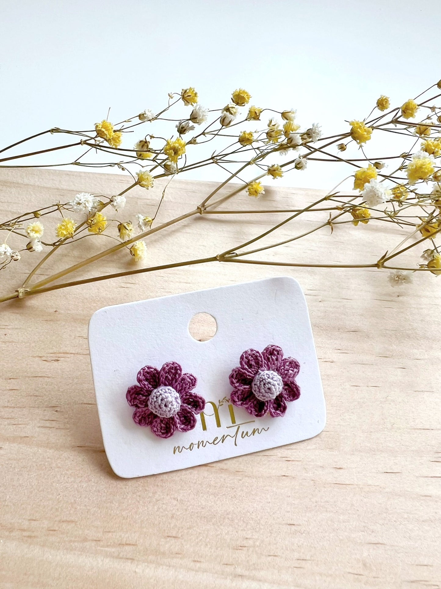 Wild Daisy Earrings Purple.