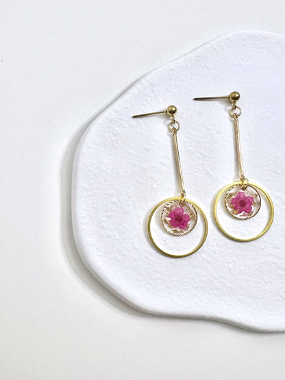 Alchemist Earrings Red.