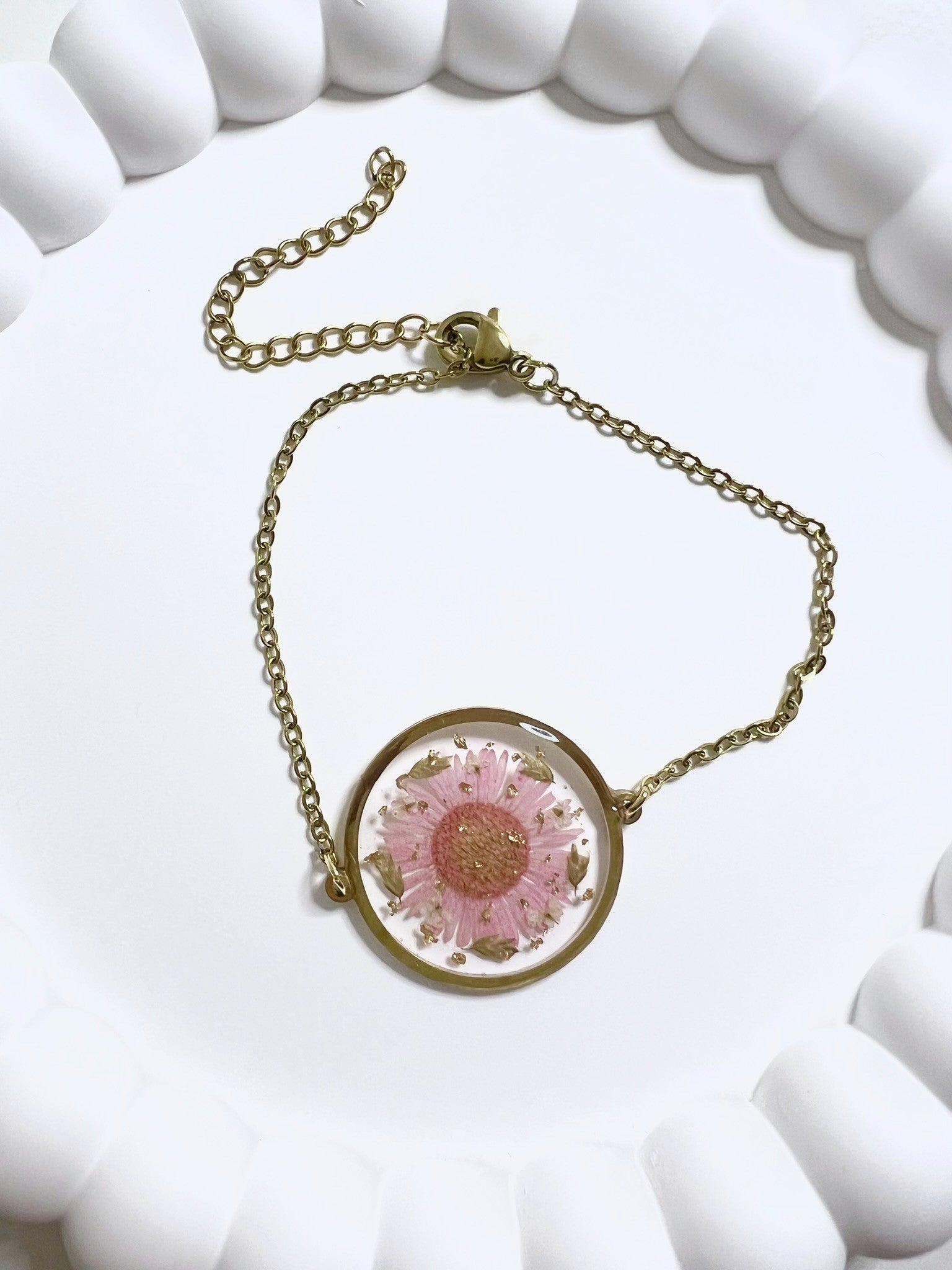 Antique Clock Bracelets Pink.