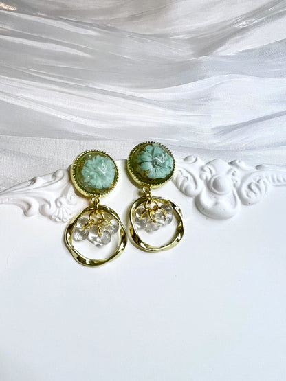 Cho's Bright Earrings Mint.