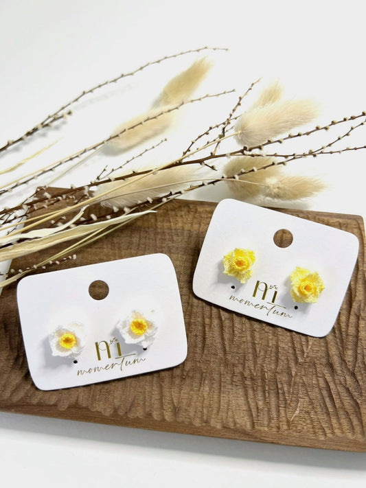 Daffodils Earrings Group.