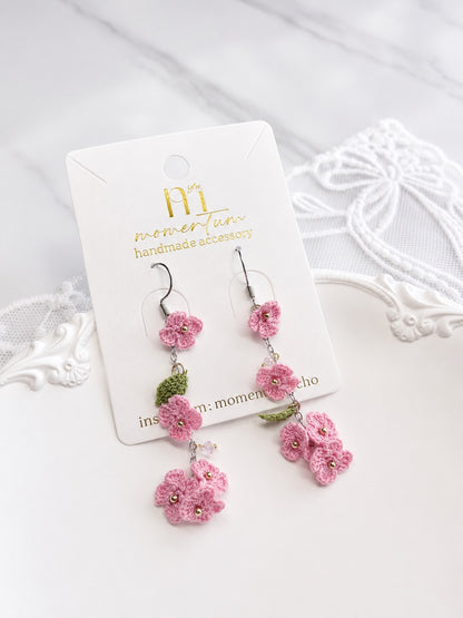 Floral Drop Earrings Pink.