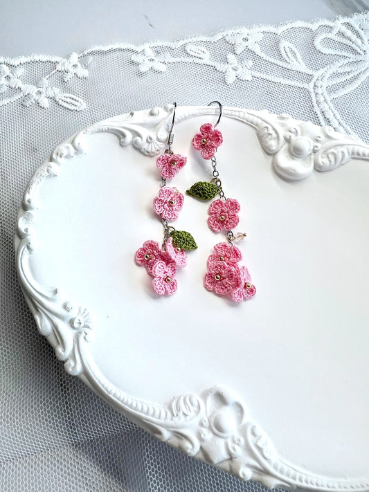 Floral Drop Earring Pink.