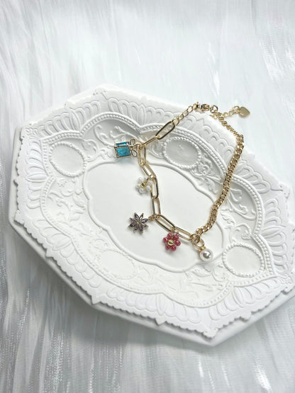 Glamorous Flapper Bracelets Blue.