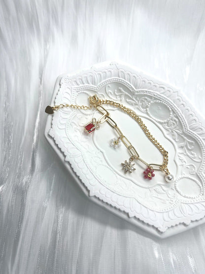 Glamorous Flapper Bracelets Red.