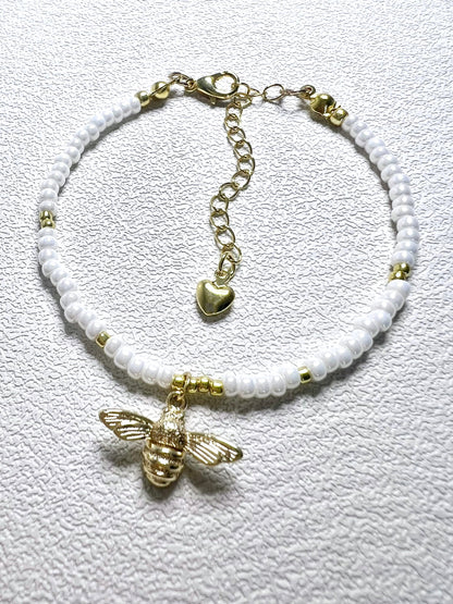 Manchester Bee Bracelets Gold.