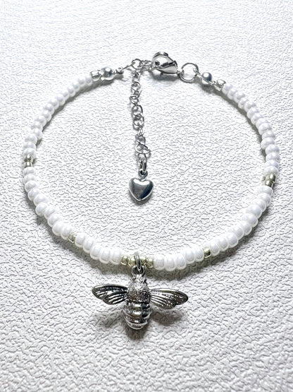 Manchester Bee Bracelets Silver.