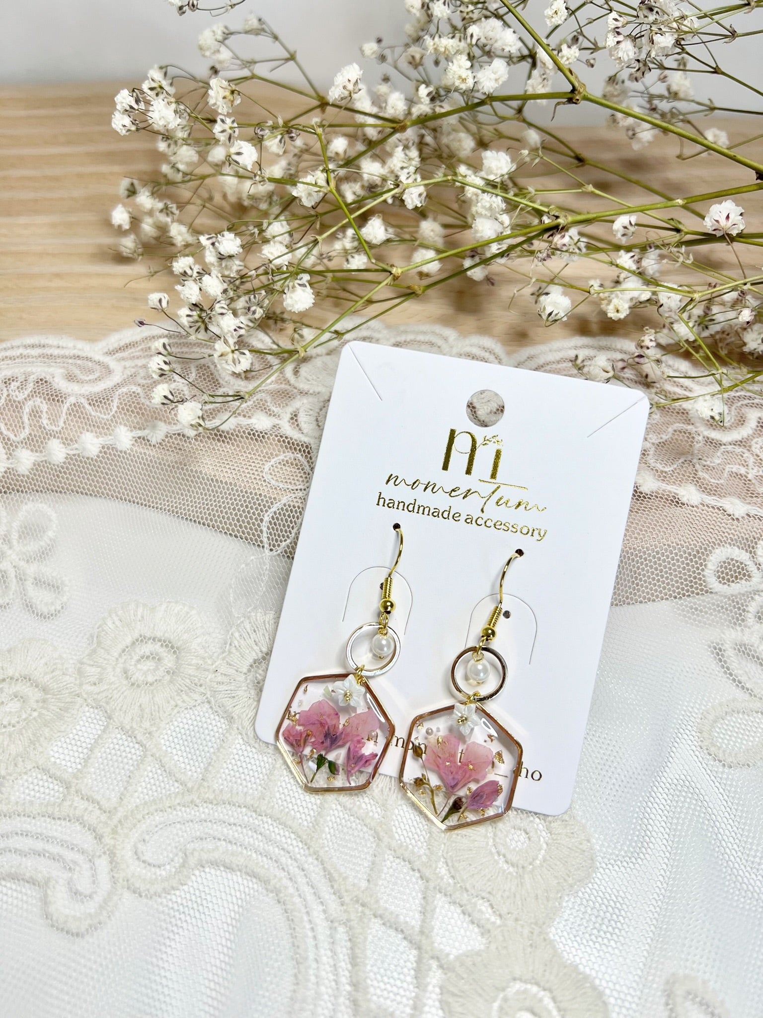 Moonwish Earrings Pink.