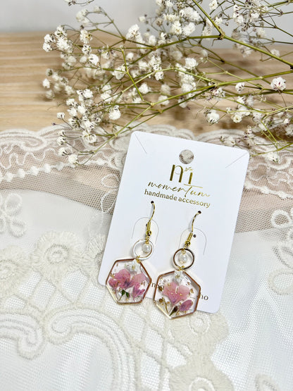 Moonwish Earrings Pink.