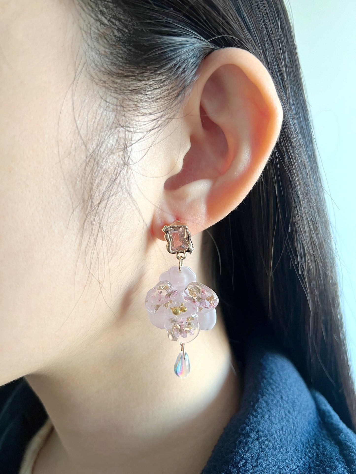 Rainlight Flora Earrings Demo Pink.