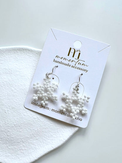 Snowflakes Earrings White.