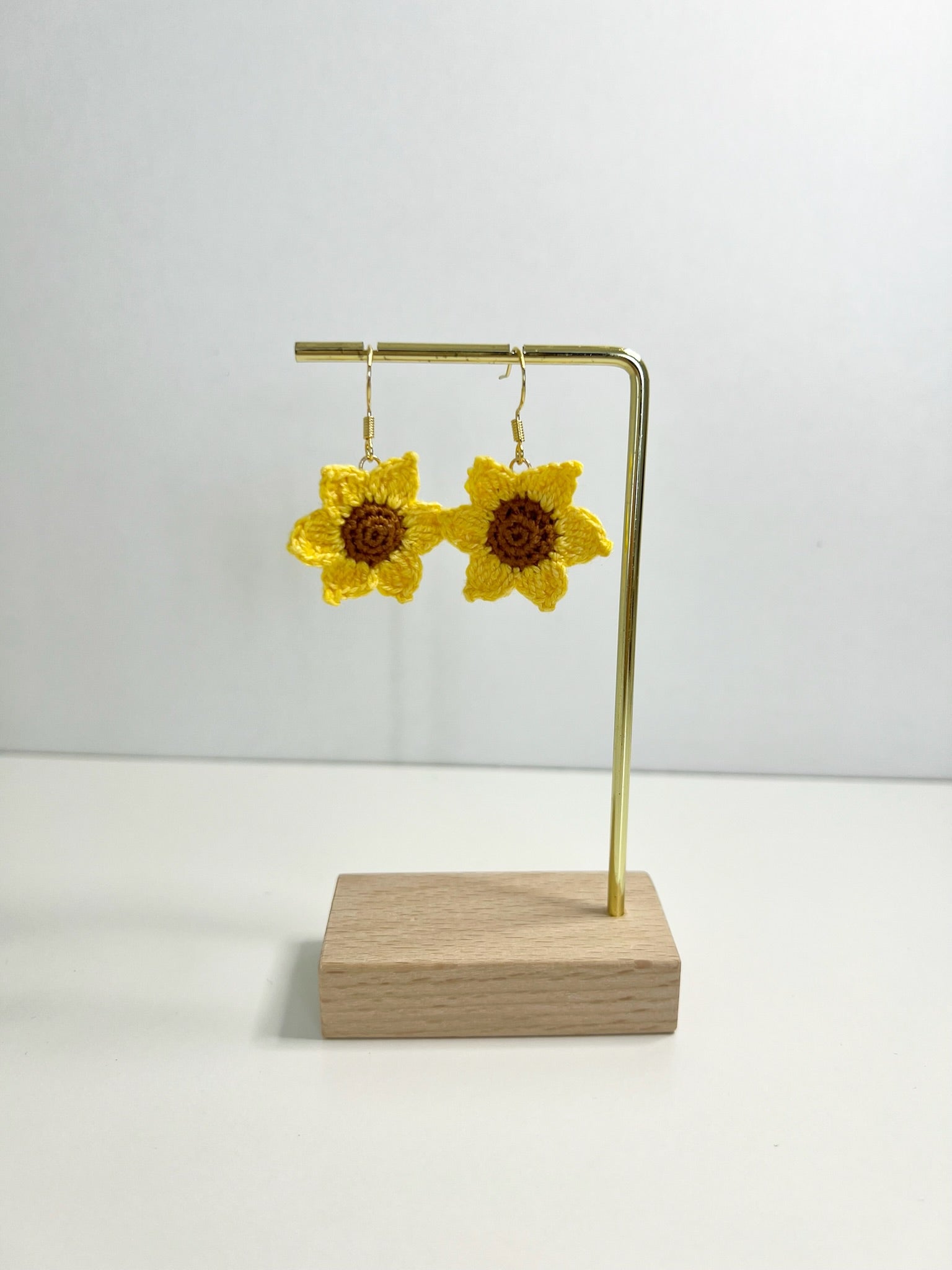 Sunflower Earrings Demo.