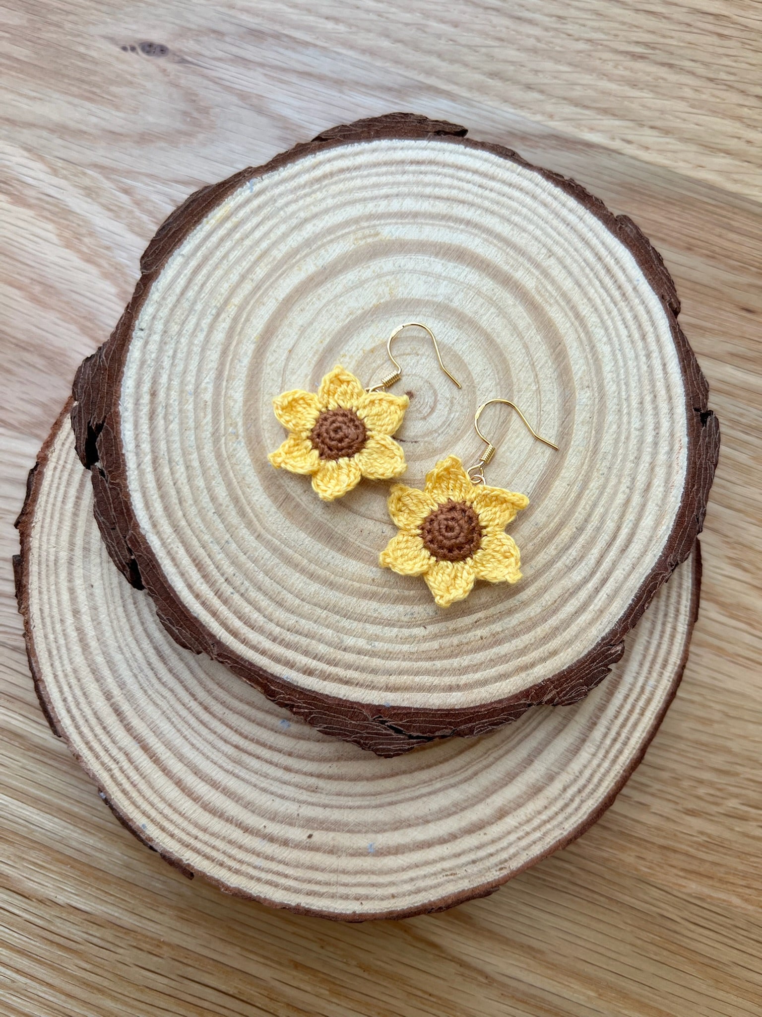 Sunflower Earrings Wood.