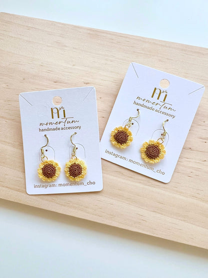 Sunflower Earrings Yellow.