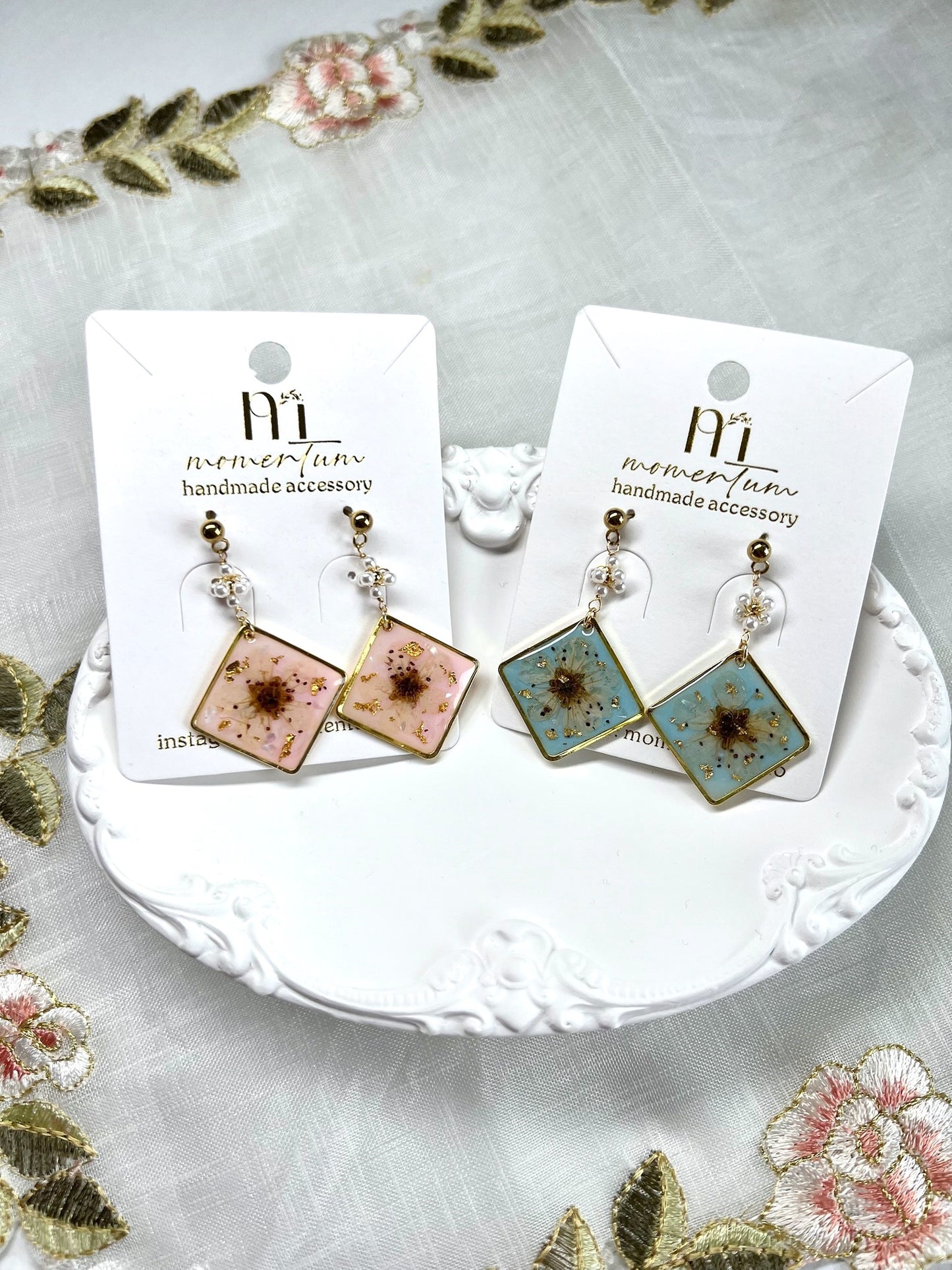 Ume Blossom Earrings Plate.